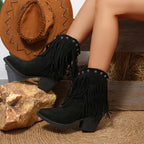 Aurore – Santiags à franges et clous en cuir suédé