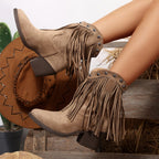 Aurore – Santiags à franges et clous en cuir suédé