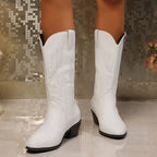 Gaïa – Santiags mi-hautes à broderies contrastées en cuir