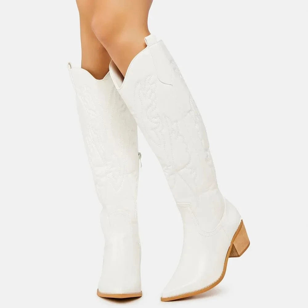 Lénaé – Santiags hautes en cuir lisse brodées de motifs ton sur ton