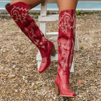 Léonie – Santiags hautes en cuir lisse ornées de broderies