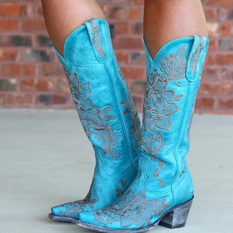 Noémie – Santiags mi-mollet brodées en cuir lisse