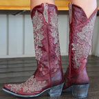 Noémie – Santiags mi-mollet brodées en cuir lisse