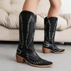 Thaïs – Santiags hautes brodées en cuir lisse