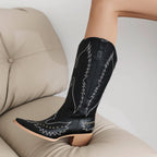 Thaïs – Santiags hautes brodées en cuir lisse